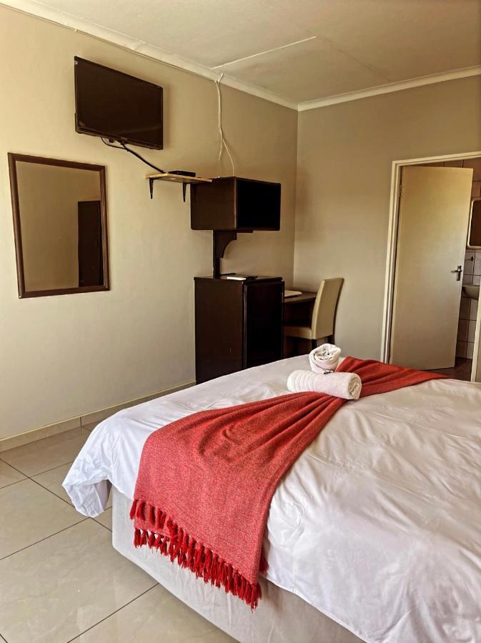 Ethithiya Boutique Guesthouse Windhoek Ngoại thất bức ảnh