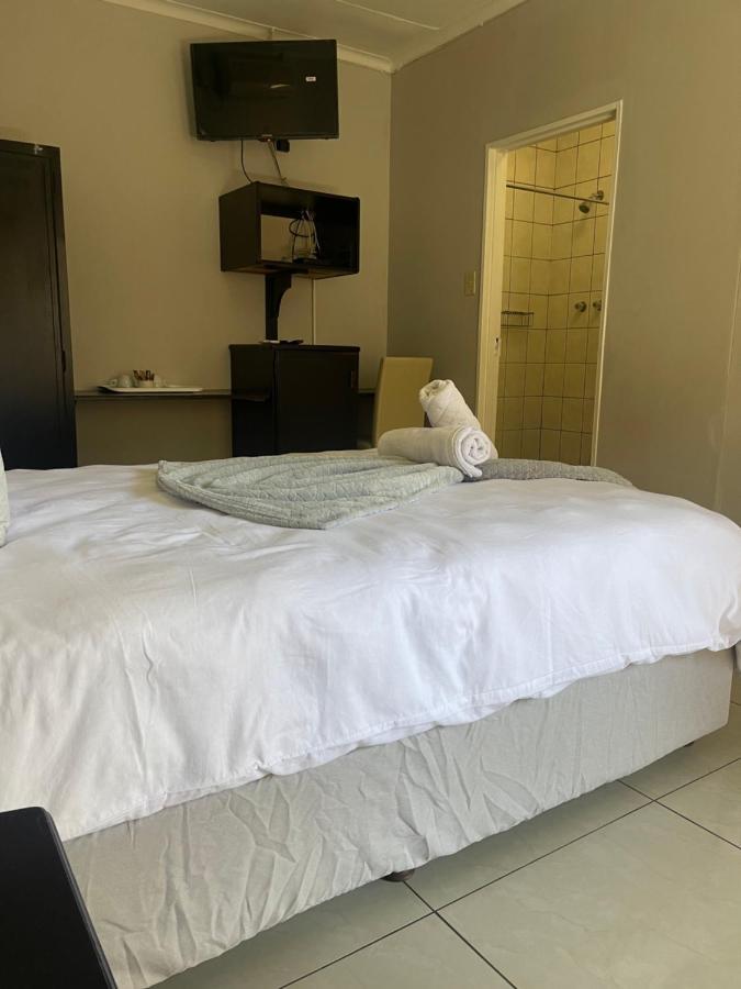 Ethithiya Boutique Guesthouse Windhoek Ngoại thất bức ảnh