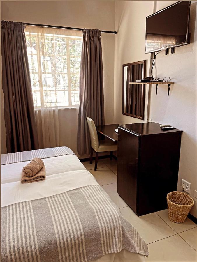 Ethithiya Boutique Guesthouse Windhoek Ngoại thất bức ảnh