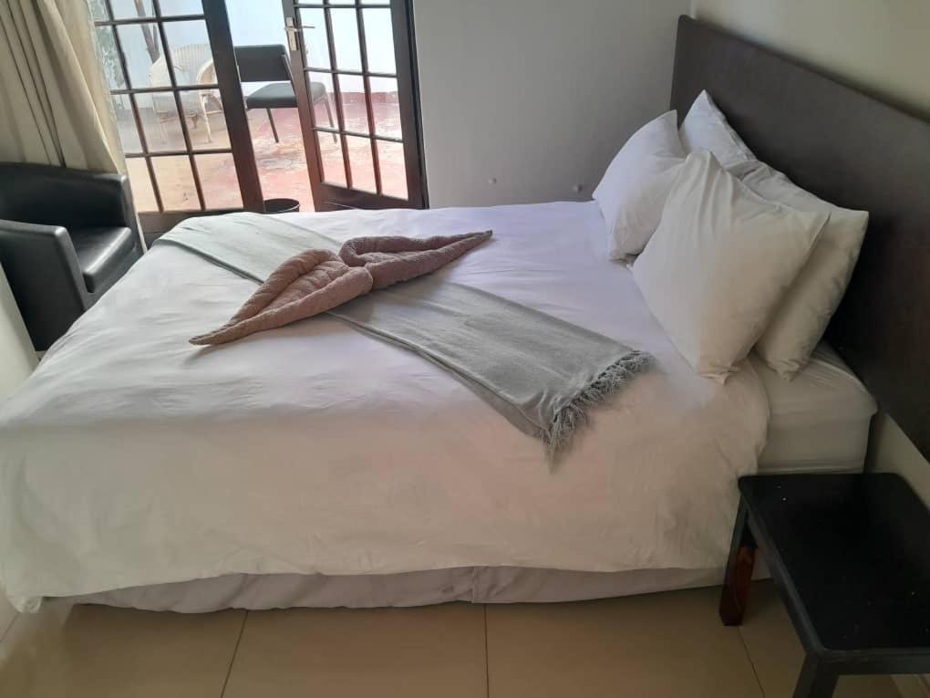Ethithiya Boutique Guesthouse Windhoek Ngoại thất bức ảnh
