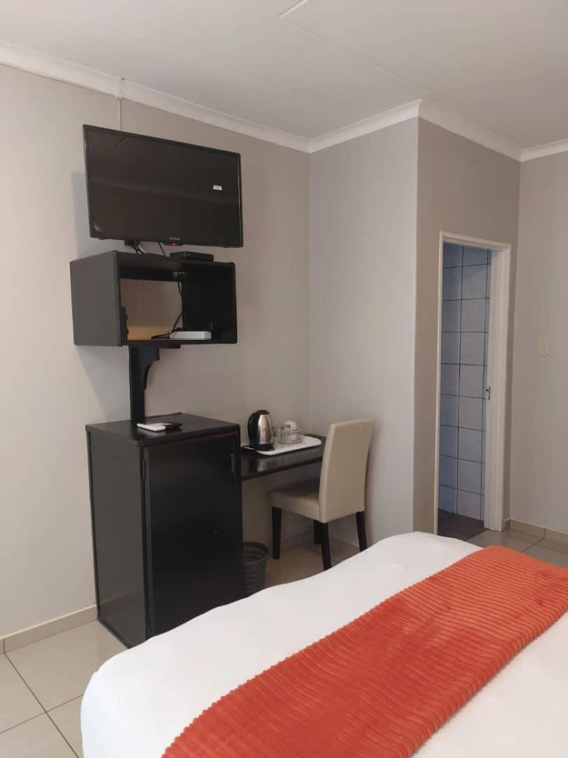 Ethithiya Boutique Guesthouse Windhoek Ngoại thất bức ảnh