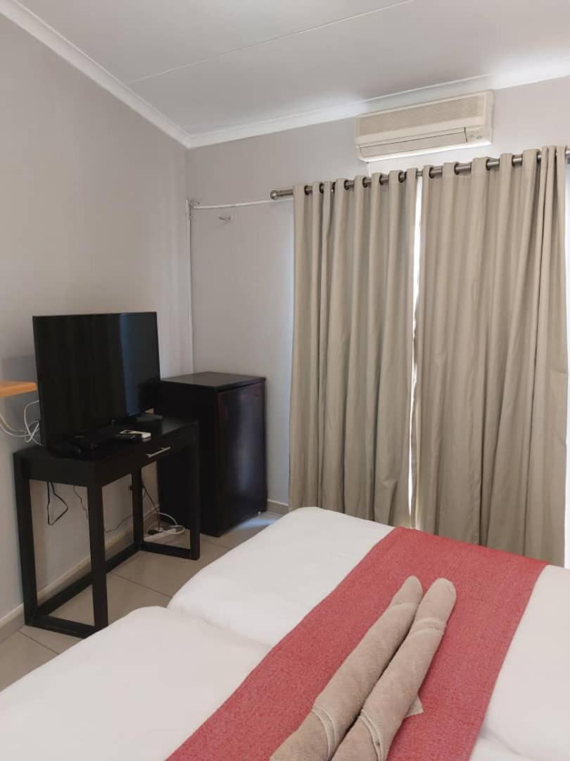 Ethithiya Boutique Guesthouse Windhoek Ngoại thất bức ảnh