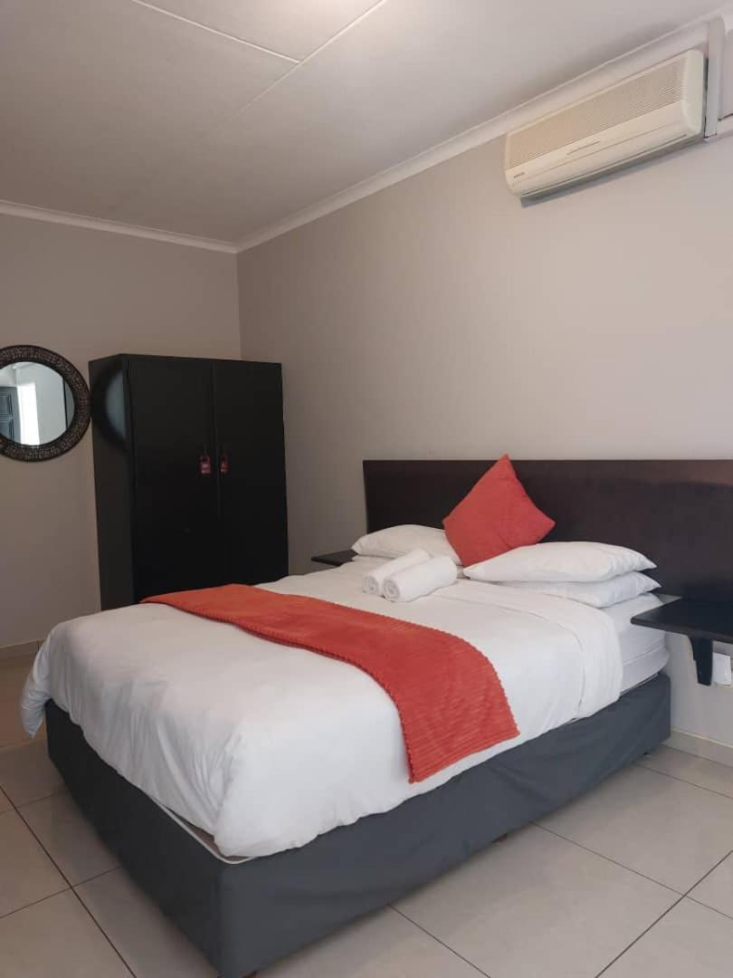 Ethithiya Boutique Guesthouse Windhoek Ngoại thất bức ảnh