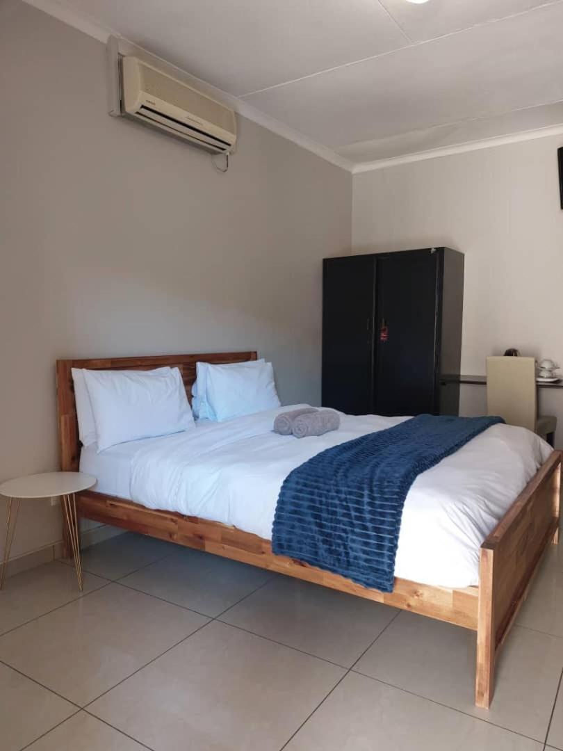 Ethithiya Boutique Guesthouse Windhoek Ngoại thất bức ảnh